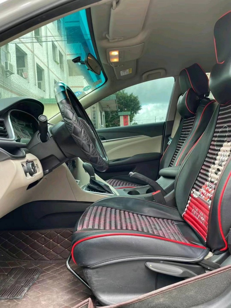 中山18年别克英朗9