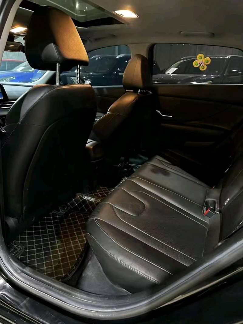 邯郸21年现代伊兰特5