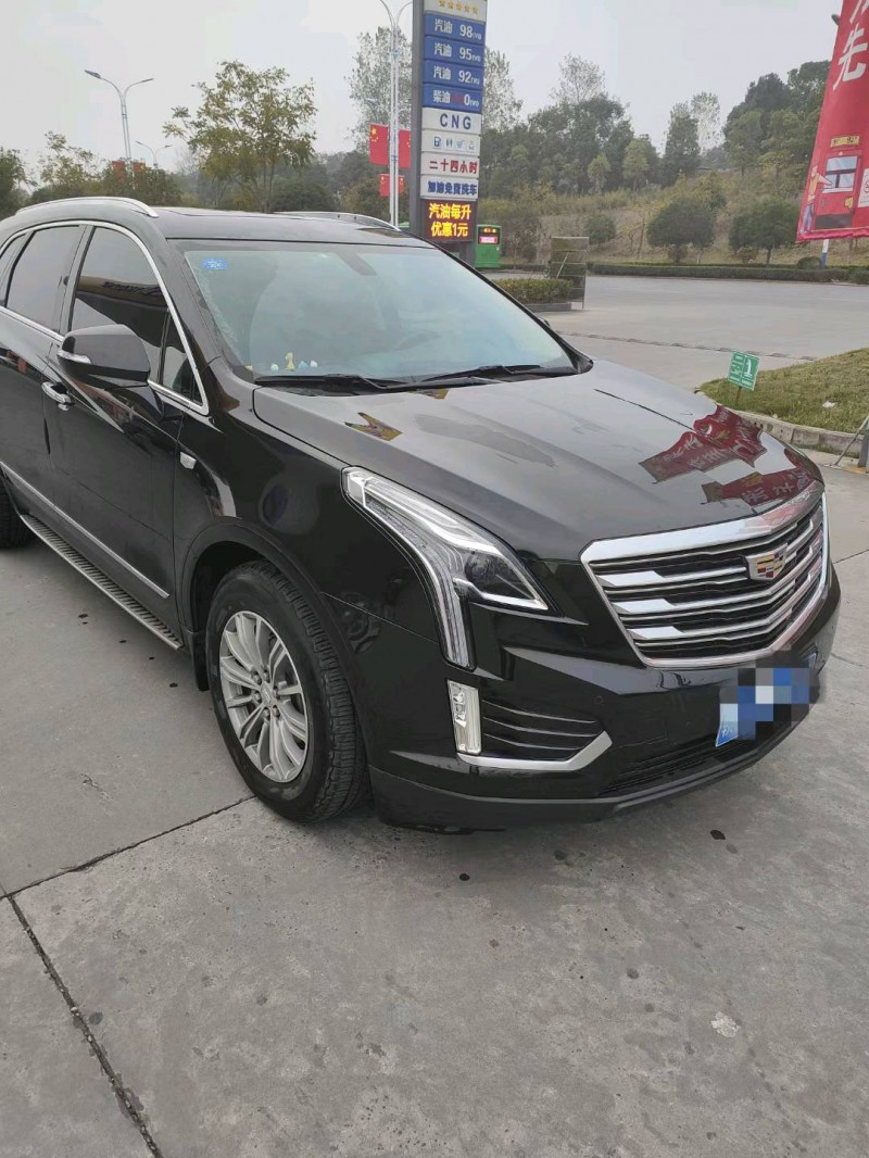北京19年凯迪拉克XT52