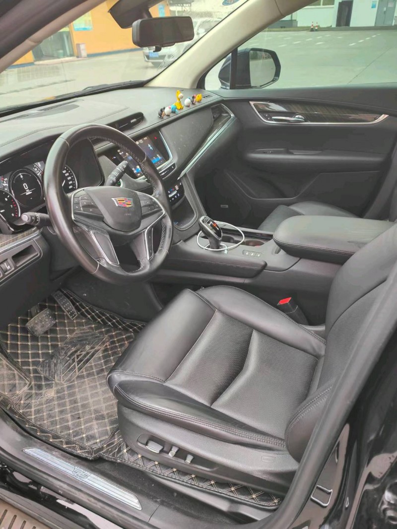 北京19年凯迪拉克XT54