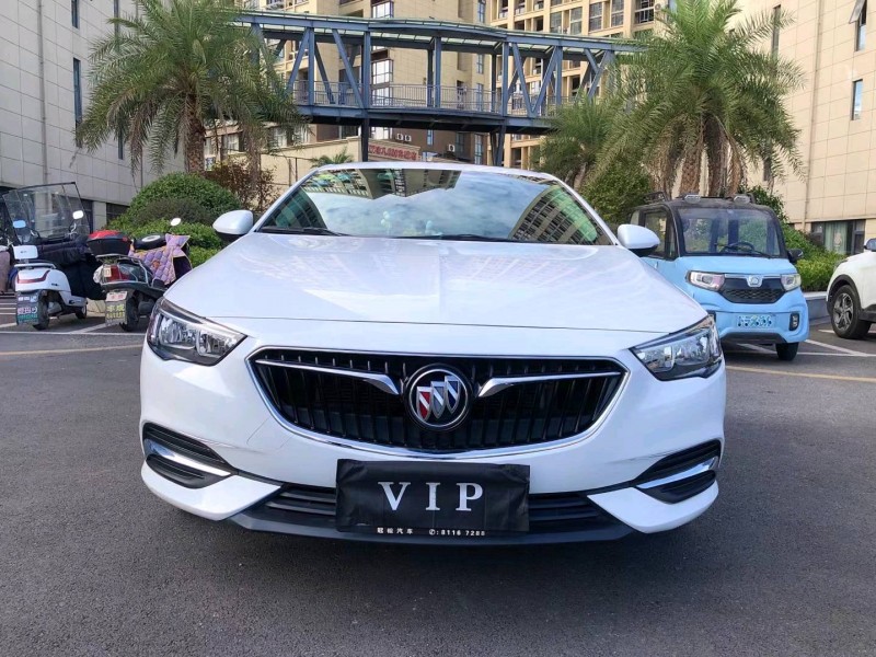 宜春18年别克君威1