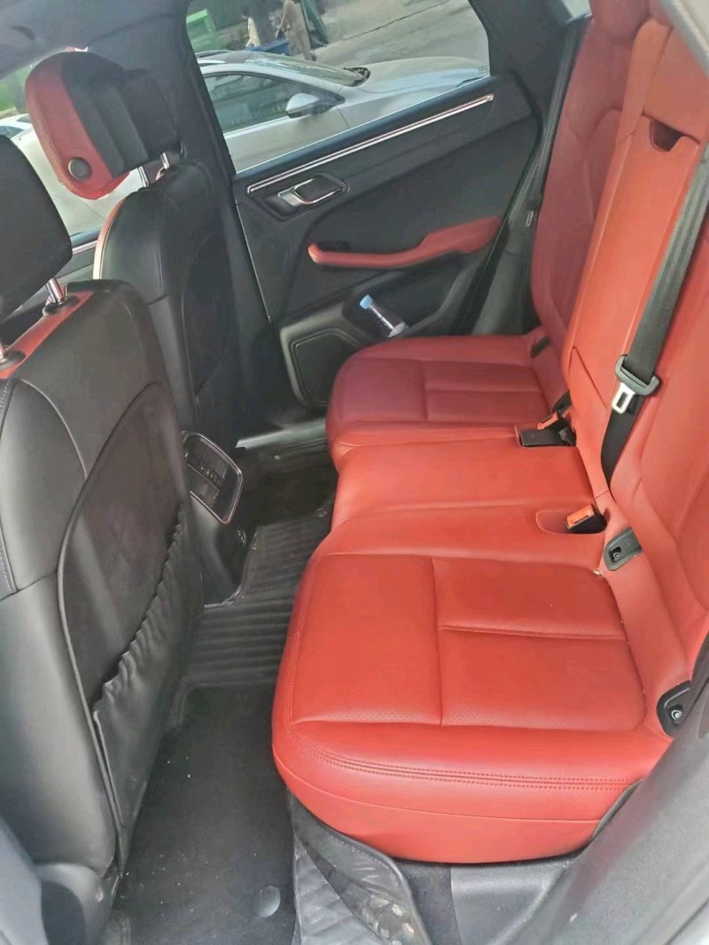 宜昌20年保時捷Macan7