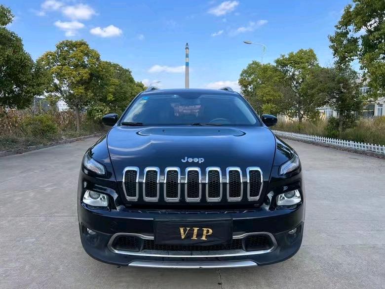 盐城18年Jeep自由光1