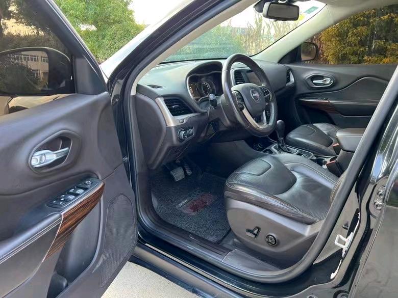 盐城18年Jeep自由光6