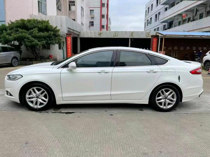 中山16年福特蒙迪欧3