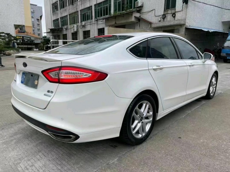 中山16年福特蒙迪欧6