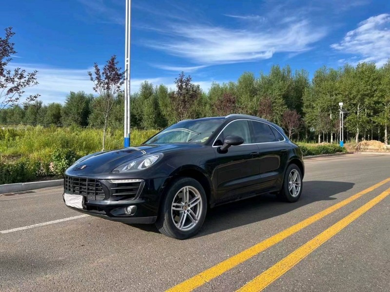 邯郸14年保时捷Macan3