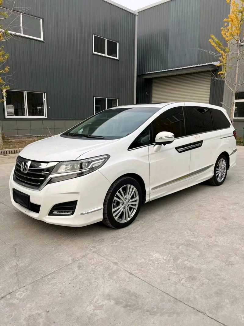 徐州16年本田艾力绅3