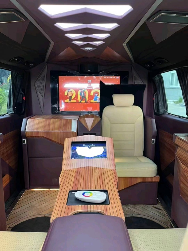 徐州21年奔驰维特斯5