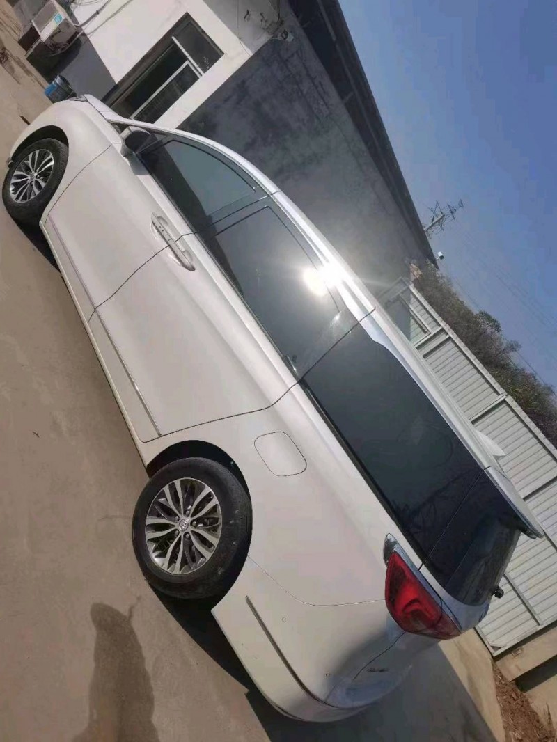 临沂18年别克GL83