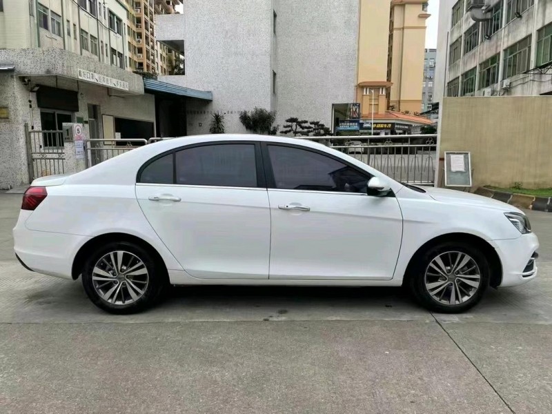 中山18年吉利帝豪2