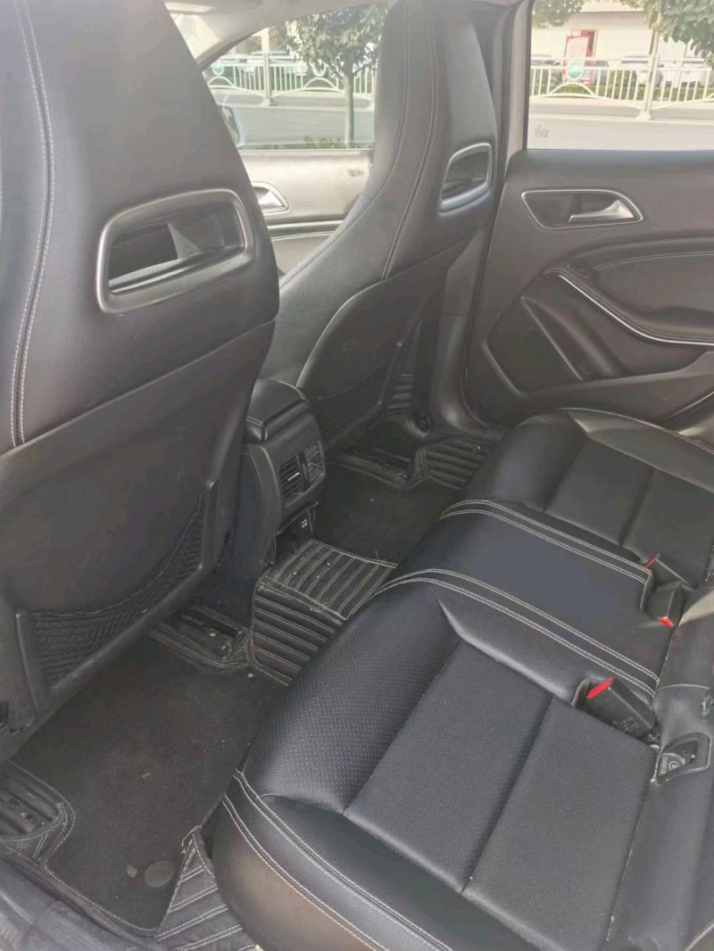 枣庄15年奔驰GLA7