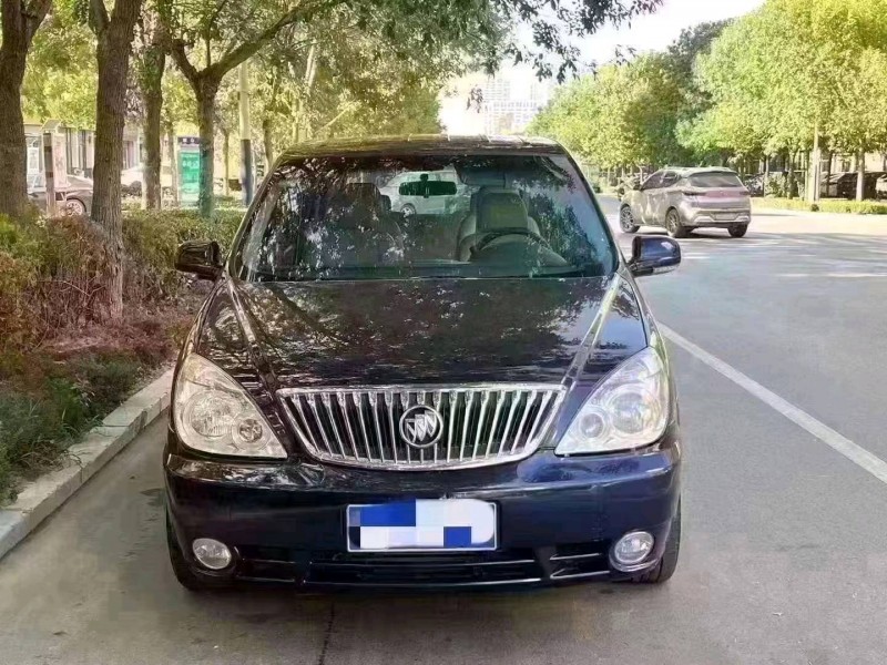 北京14年别克GL81