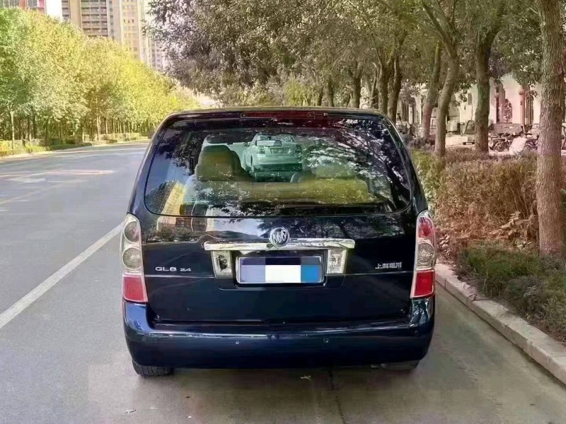 北京14年别克GL82