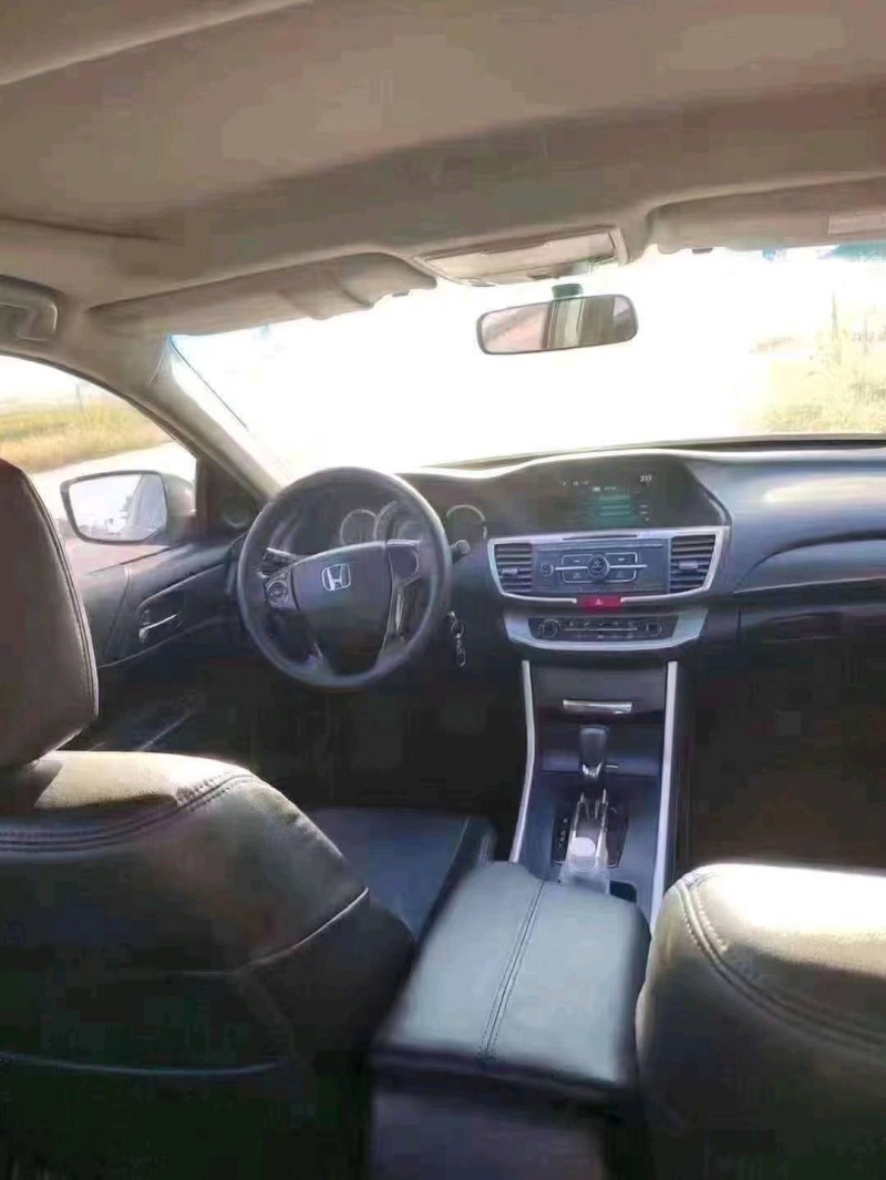 北京16年本田雅阁5