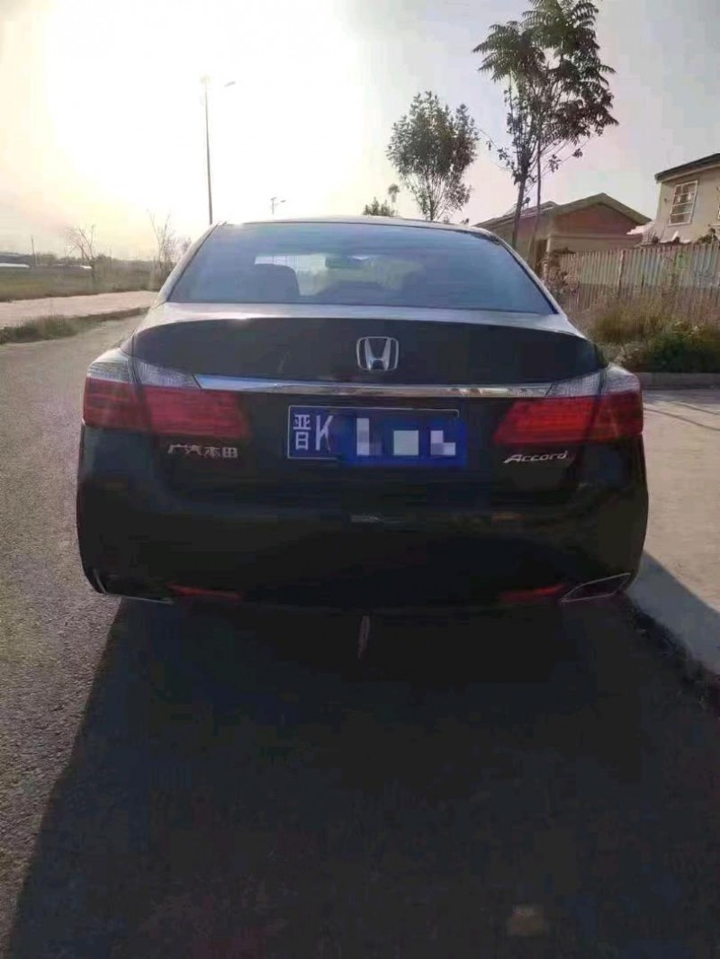 北京16年本田雅阁8