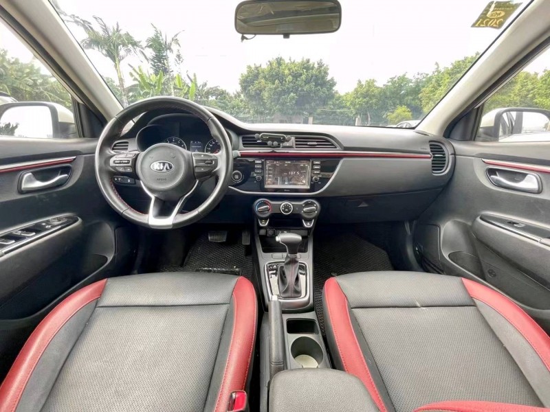 东莞19年起亚KXCROSS6