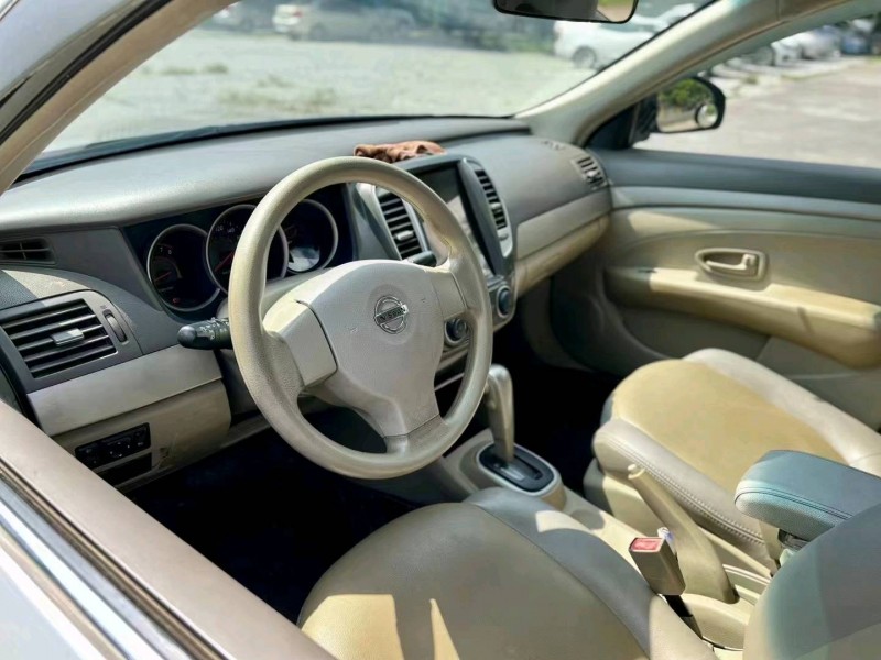 东莞16年日产轩逸7