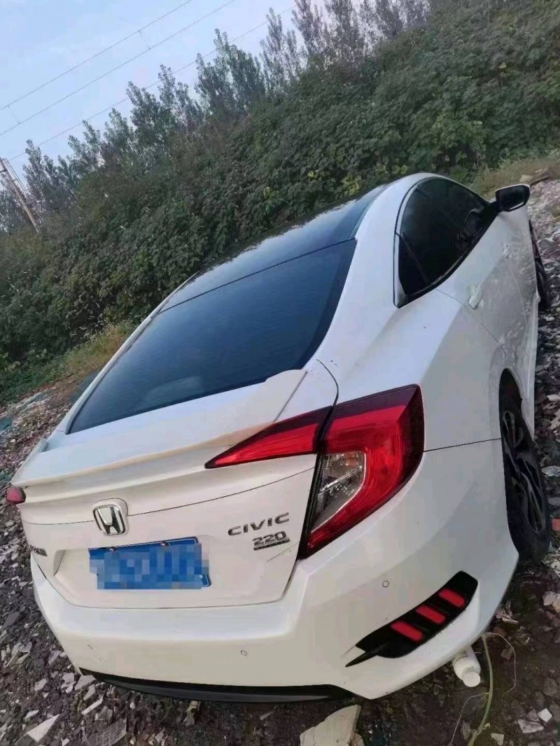 临沂19年本田思域2