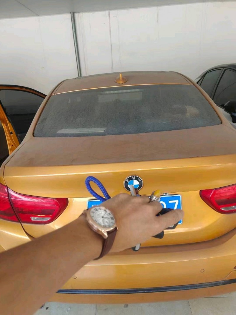 邯郸18年宝马1系3