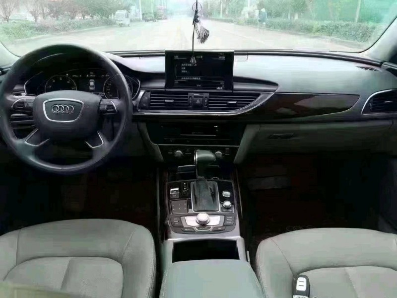 北京13年奥迪A6L7