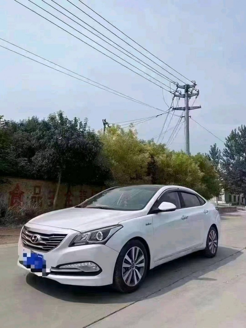 北京17年现代名图8