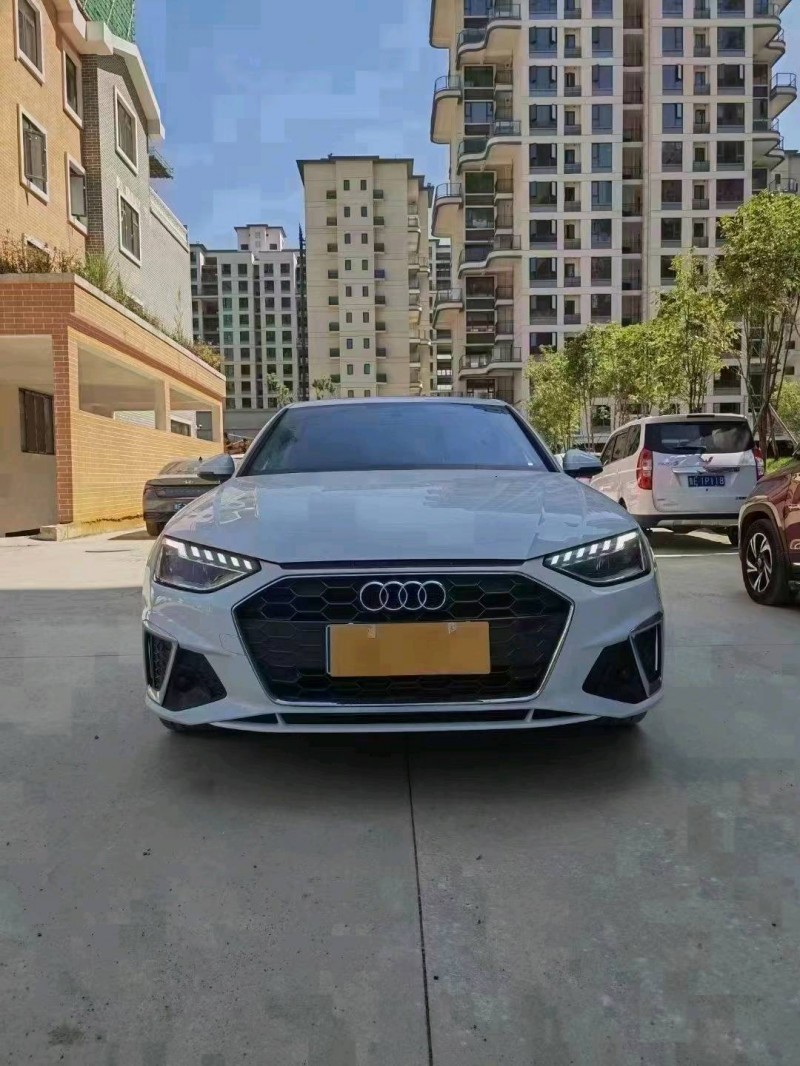 济宁21年奥迪A4L1