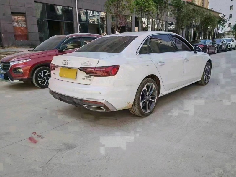 济宁21年奥迪A4L3