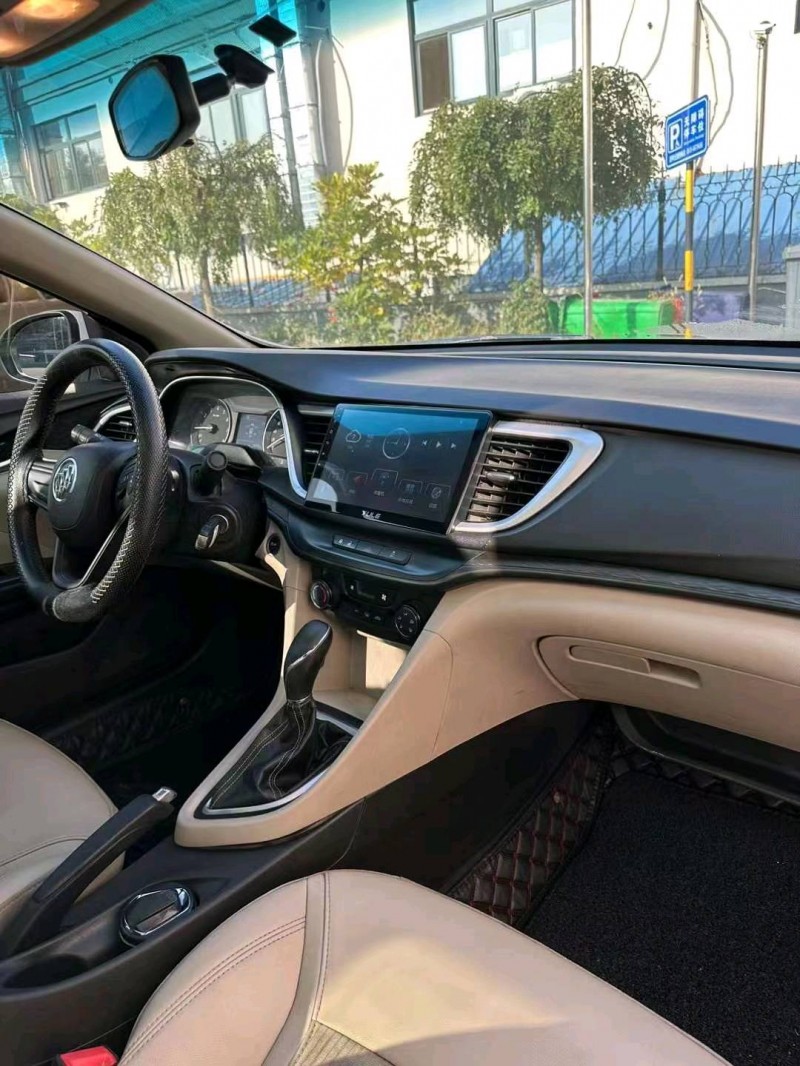 枣庄17年别克英朗GT3