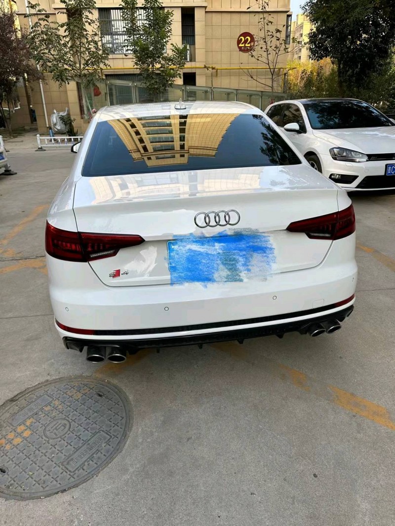 东营17年奥迪A4L3