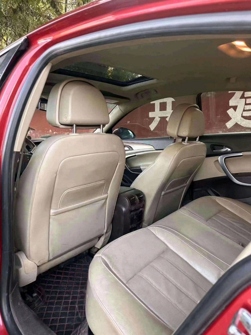 北京10年别克君越7