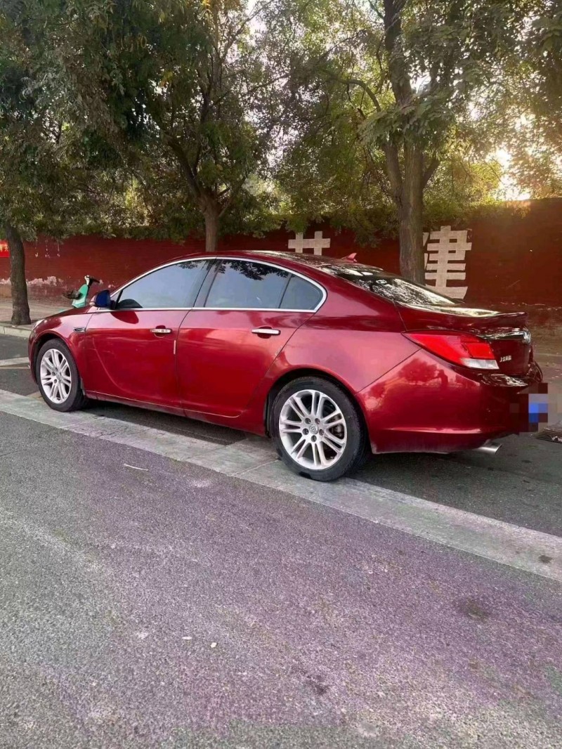 北京10年别克君越8