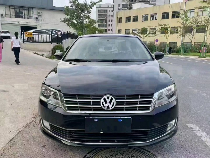 广州12年大众朗逸1