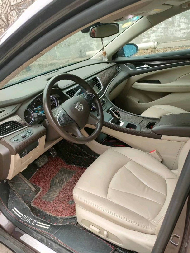 石家庄17年别克君越6