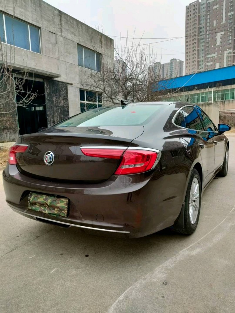 石家庄17年别克君越9