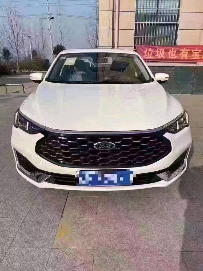 北京21年福特福睿斯1