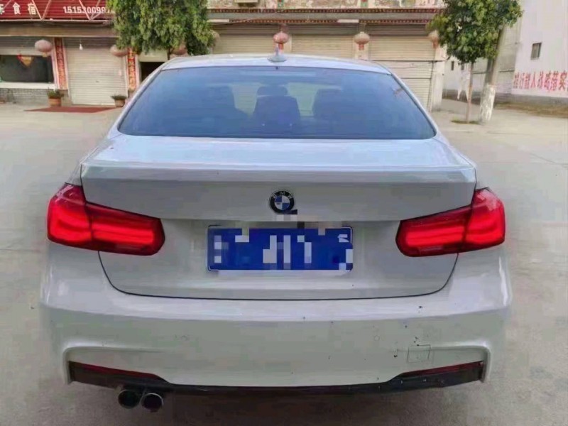 北京17年宝马3系7