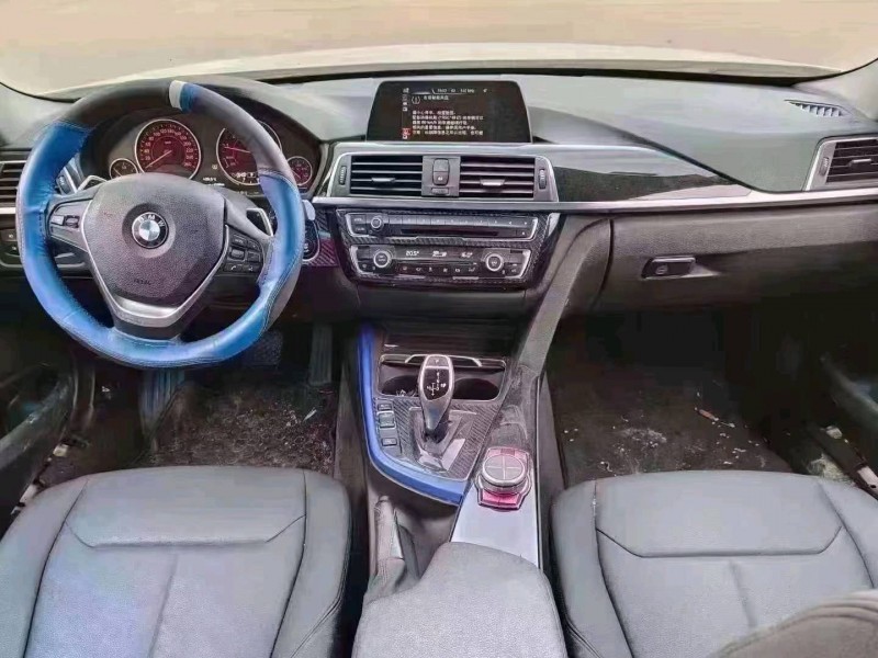 北京17年宝马3系1