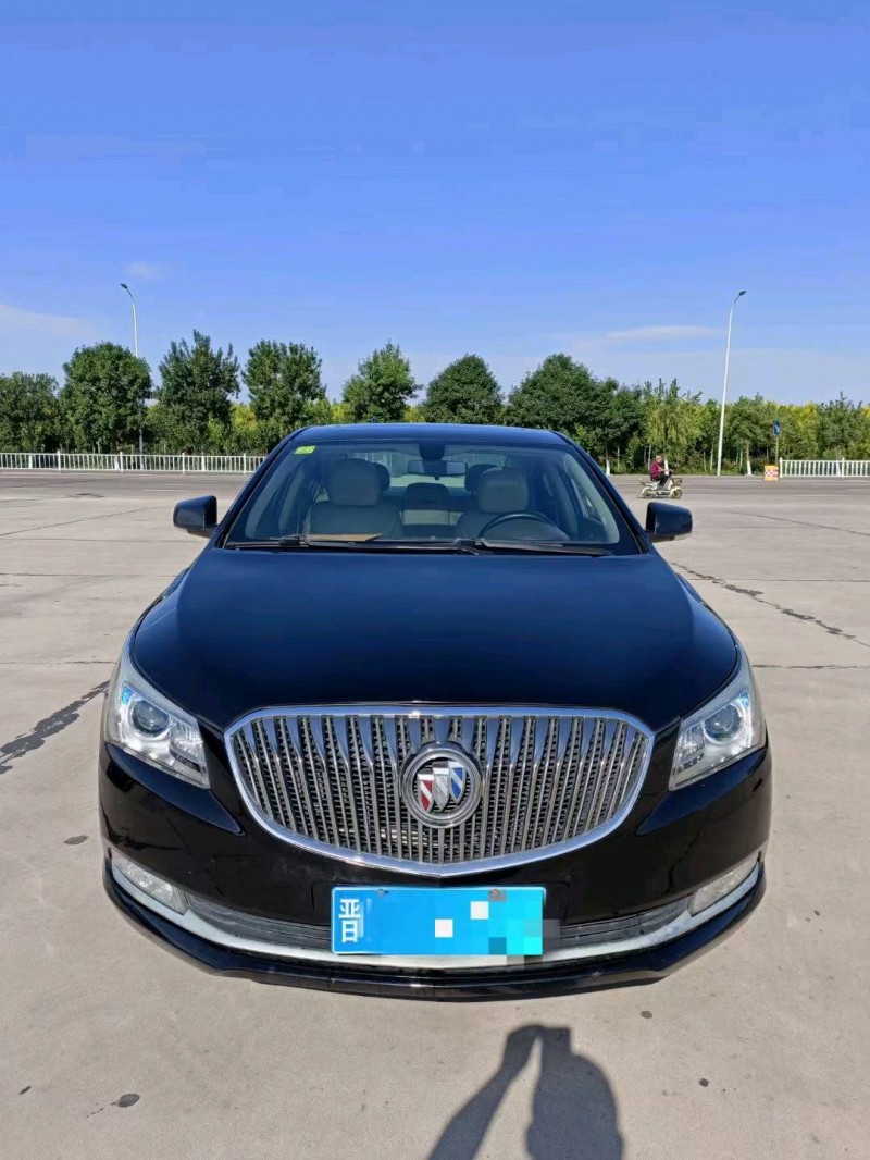 邢台15年别克君越1