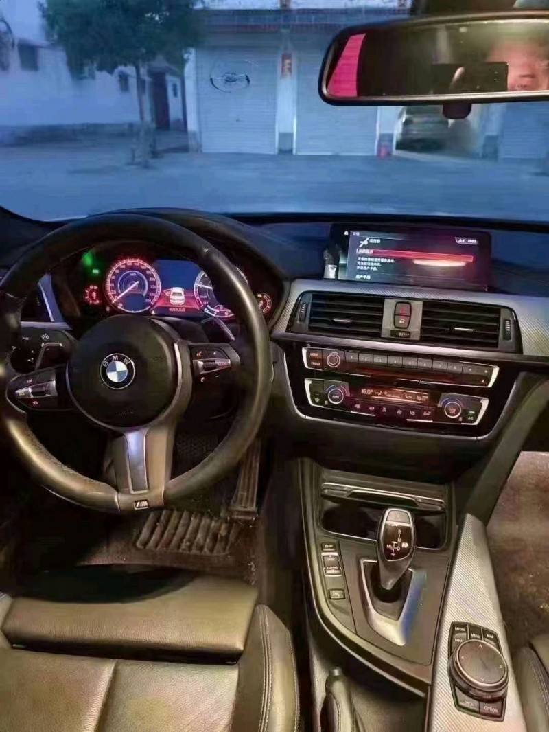 北京19年宝马3系5