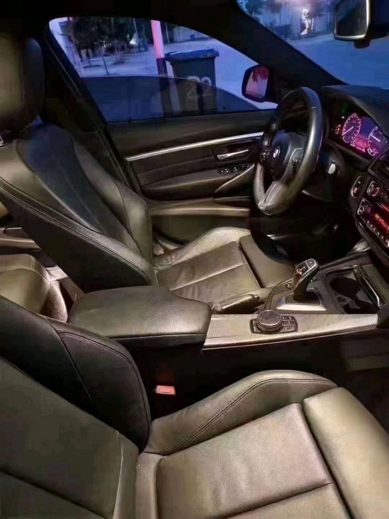 北京19年宝马3系2