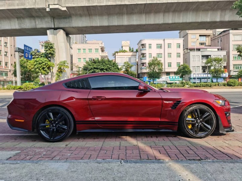 东莞18年福特野马6