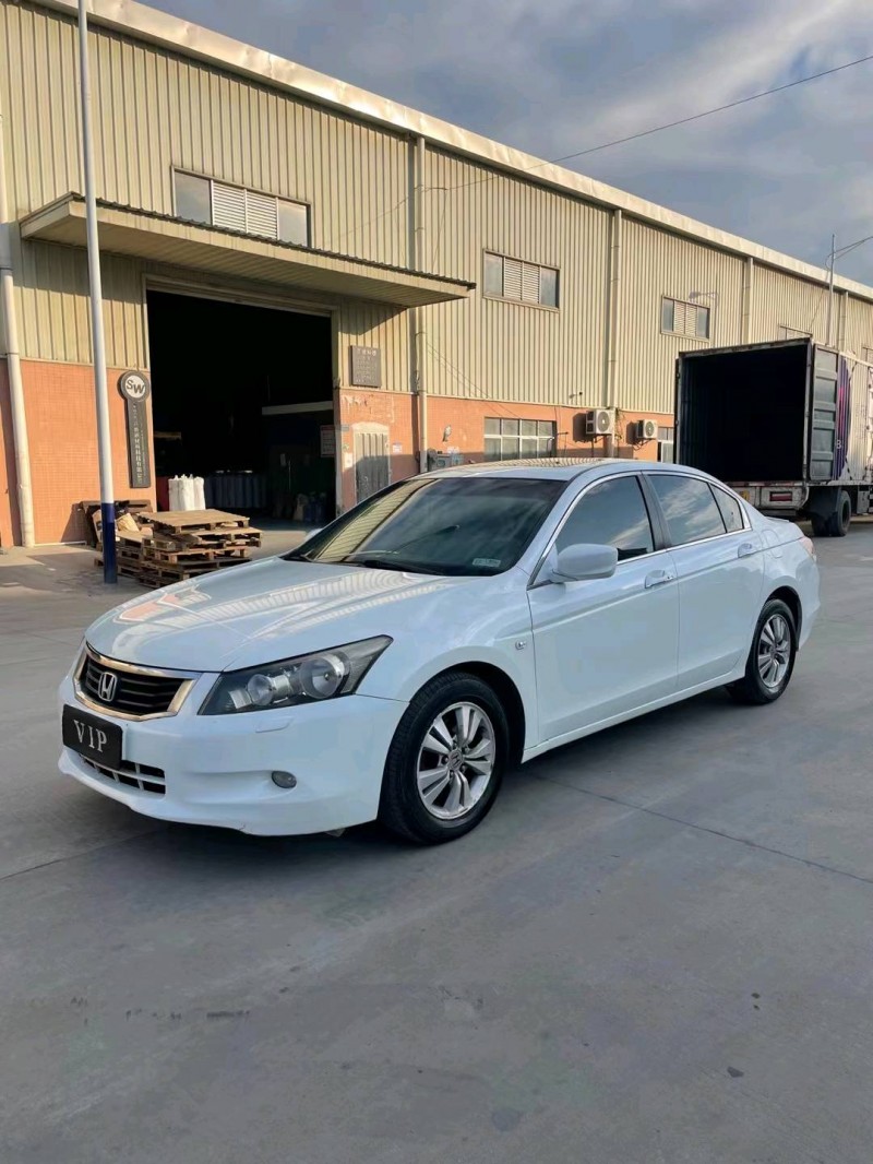 东莞10年本田雅阁2