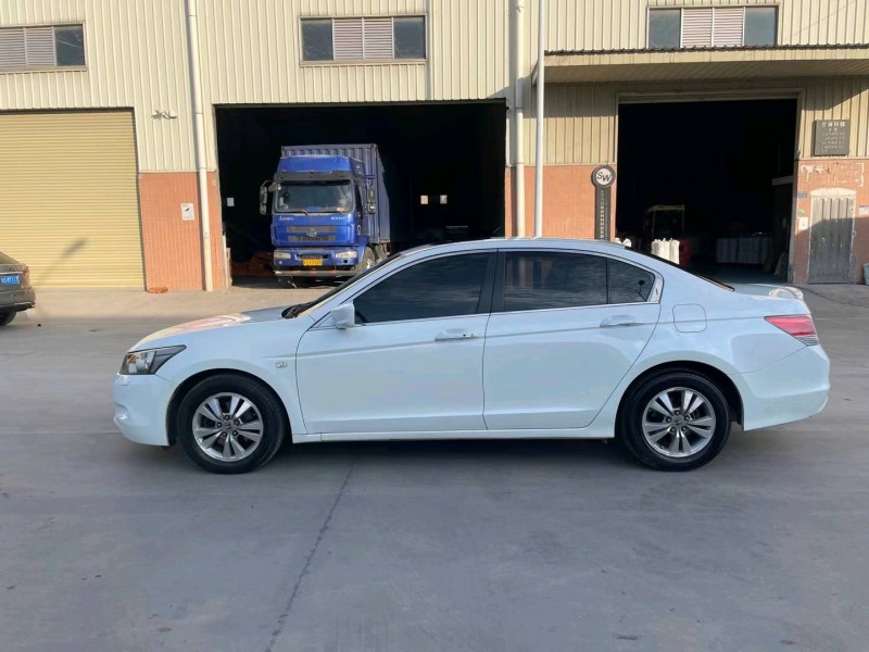 东莞10年本田雅阁7