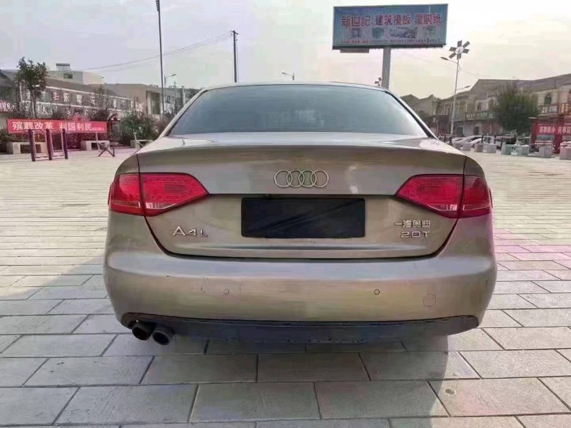 北京12年奥迪A4L1