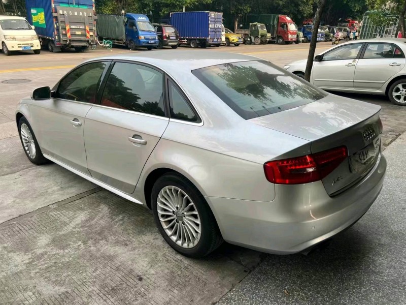 佛山15年奧迪A4L8