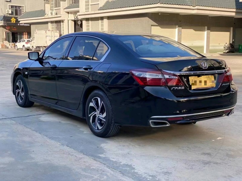 广州18年本田雅阁3