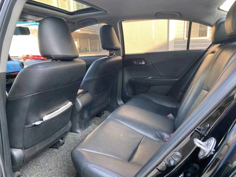 广州18年本田雅阁6