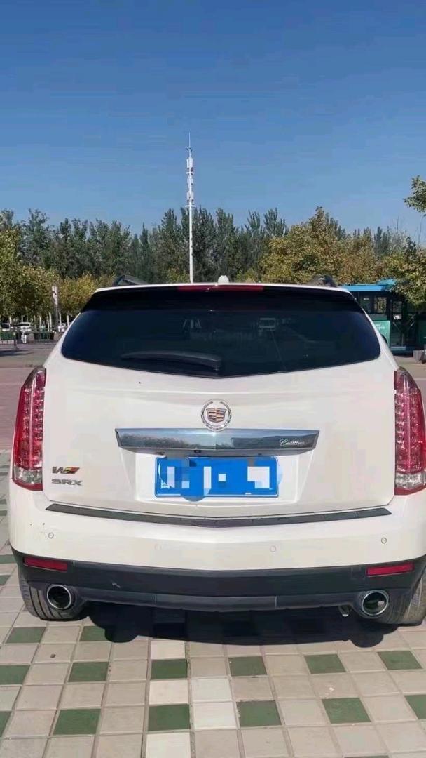 北京15年凯迪拉克SRX7
