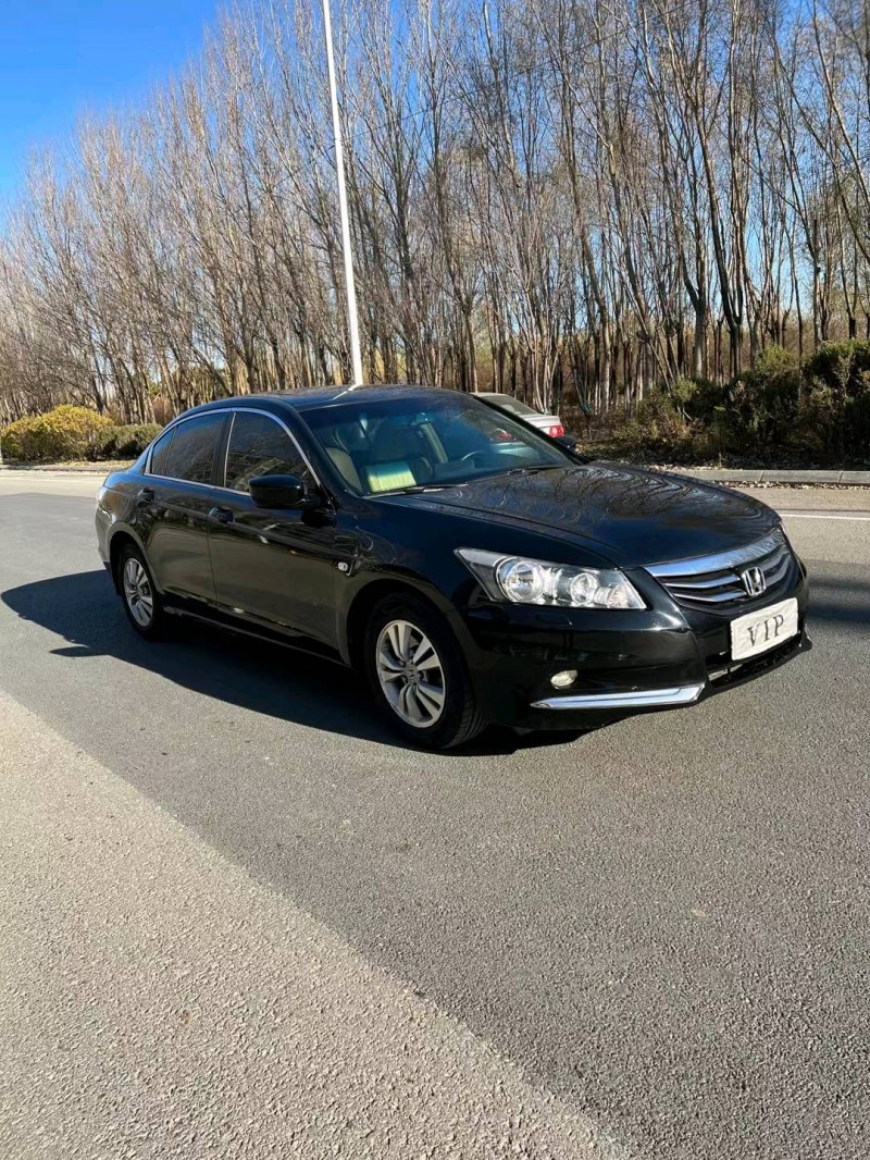 沈阳12年本田雅阁3